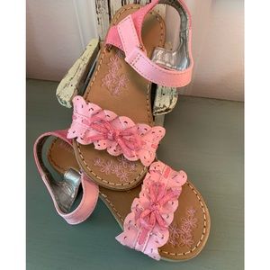 Maggie & Zoe Girls GUC pink sandals sz 9